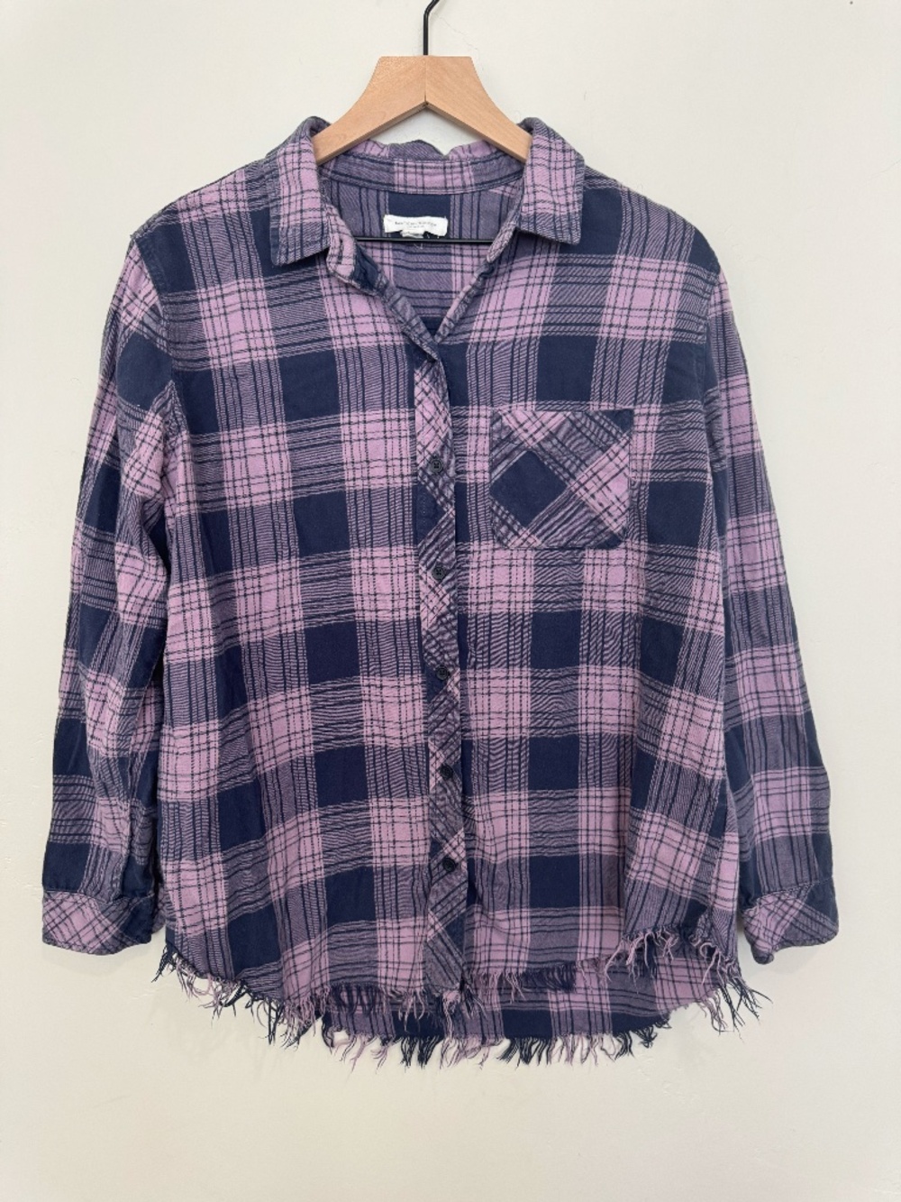 beachlunchlounge Frayed Hem Plaid Flannel Size‎ L Soft Cozy Tattered Grunge Top